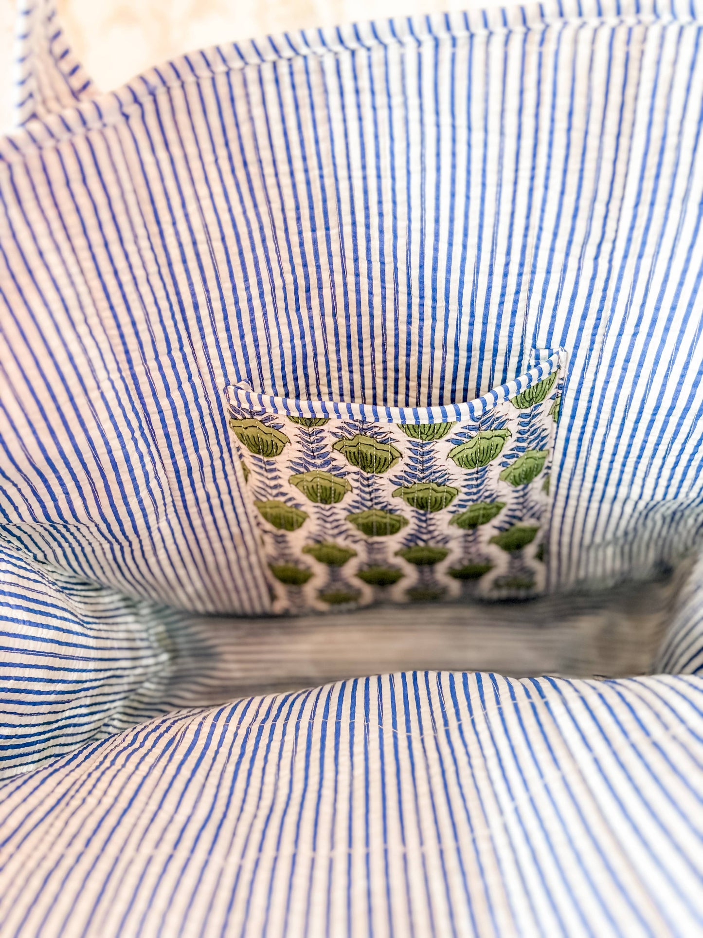 Green Blooms | Large Quilted Tote Bag 