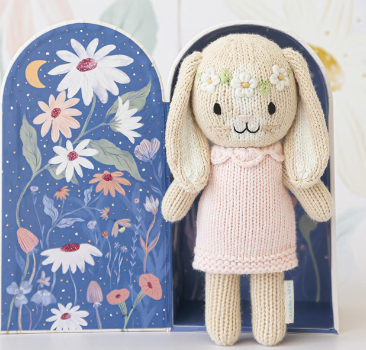 Tiny Hannah the Bunny (blush)