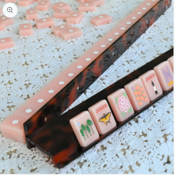 Hawksbill Heritage Mahjong Rack and Pusher, Set of 4