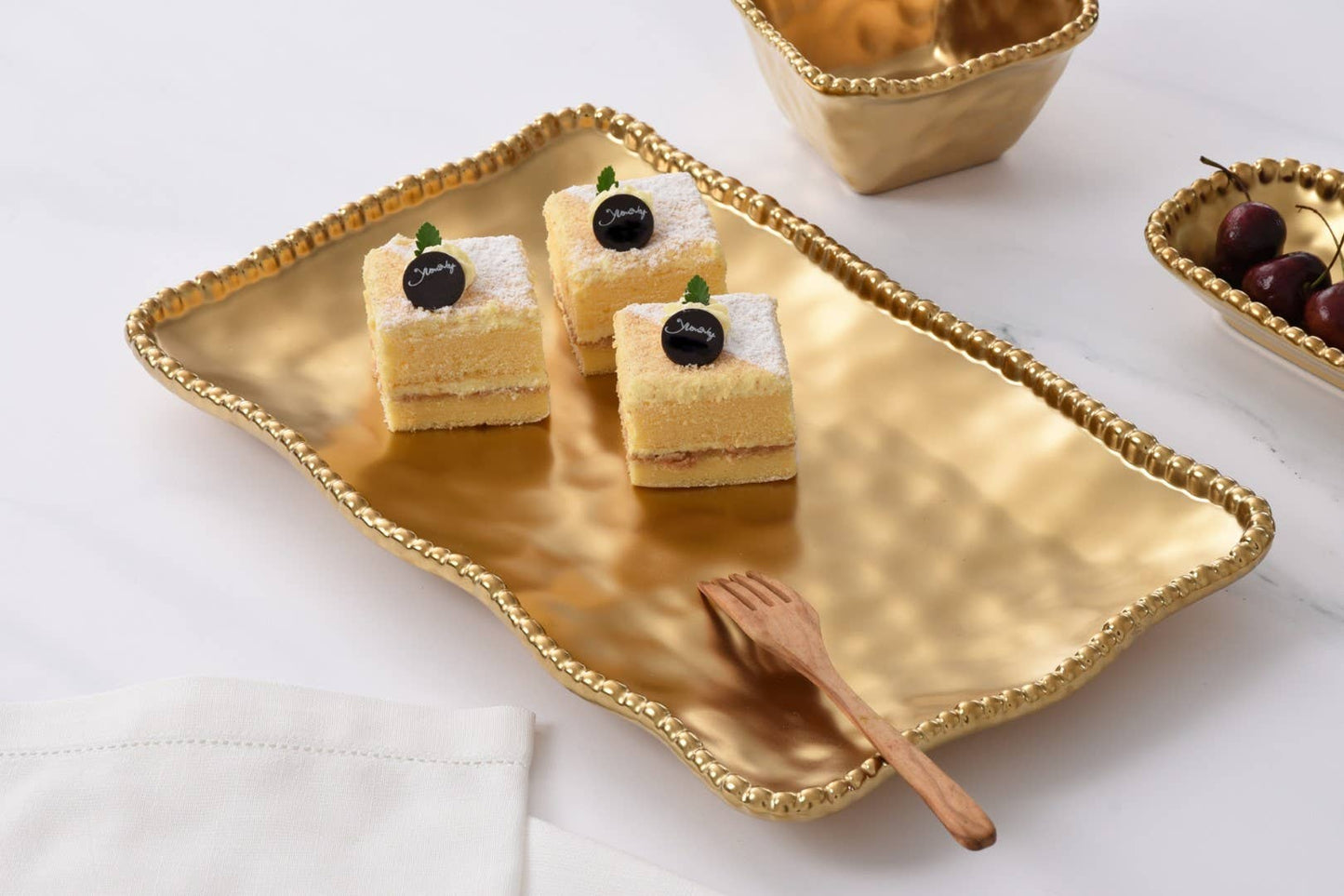 Gold Medium Platter