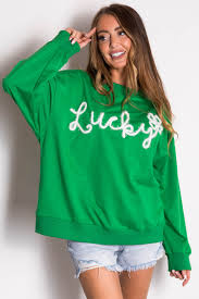 LUCKY - TINSEL LETTERING PULLOVER